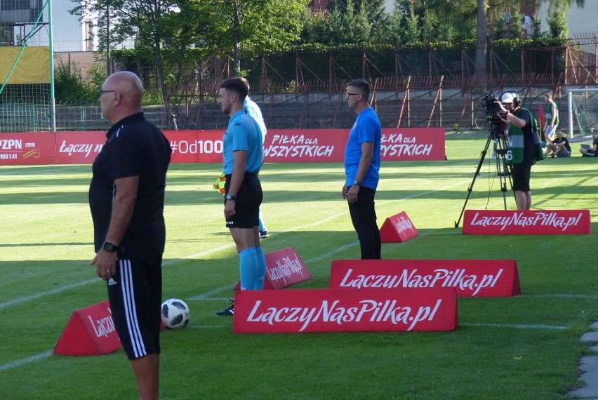 Korona Kielce wygrała z Górnikiem Zabrze 2:1 w Centralnej Lidze Juniorów. Pierwszy gol padł w 19 sekundzie [AKTUALIZACJA, WIDEO, ZDJĘCIA]