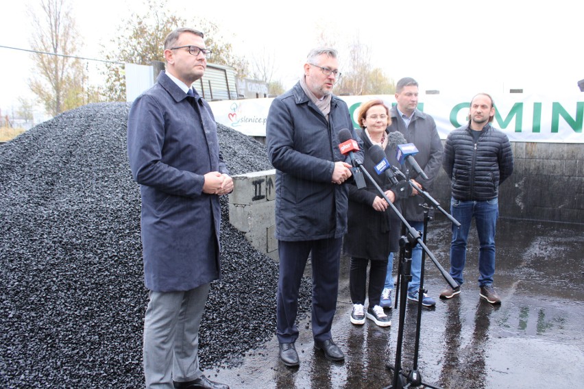 W gminie Myślenice ruszyła sprzedaż węgla po preferencyjnej...