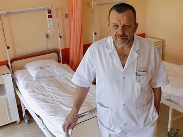 Adam Uryniak, ordynator Centrum Chirurgii Naczyniowej w Rzeszowie: - Z powodu wyczerpania limitów w kontrakcie z Narodowym Funduszem Zdrowia zapisujemy pacjentów na przyszły rok. 