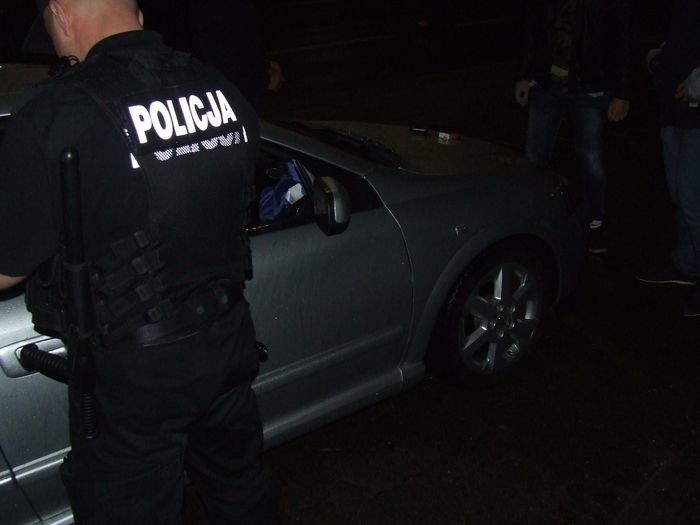 Nocne patrole policji w Koszalinie. Sprawdzali wszystko 