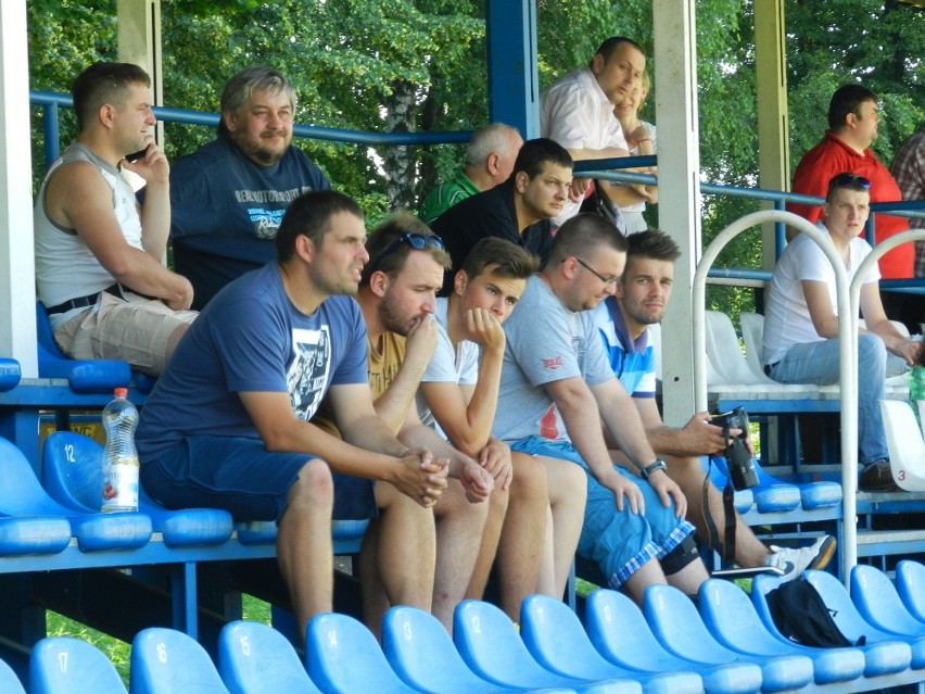 Sparing: Kibice na meczu Nadwiślan Góra - GKS Tychy 1:0