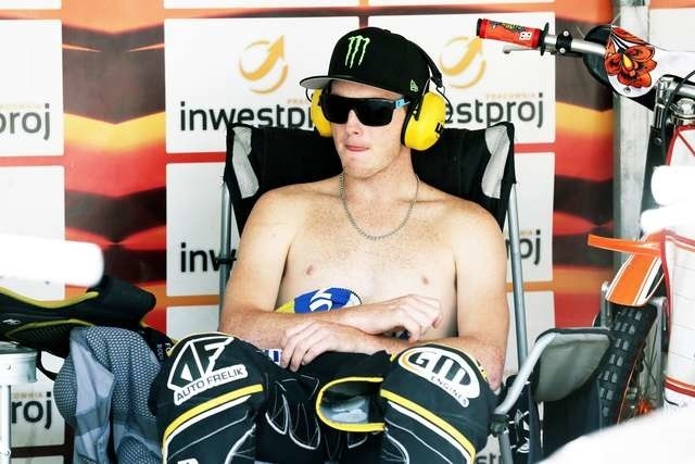 Niesforne dzieci światowego speedwaya - Australijczyk Darcy Ward. KS Toruń w pierwszej części sezonu będzie musiał sobie radzić bez tego fenomenalnego żużlowca, który jednak do grzecznych osób nie należy