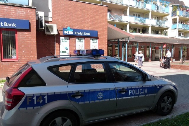 Dwóch mężczyzn napadło na placówkę Kredyt Banku przy ul. Ketlinga w Łodzi