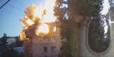 Wojna na Ukrainie. Rosja atakuje budynki mieszkalne. Zobacz, jakie straty powodują bombardowania [WIDEO] 