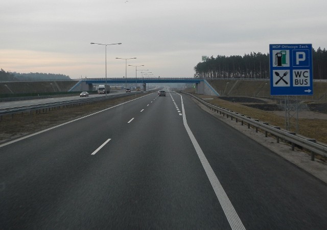 Autostrada A1 między Toruniem a Włocławkiem ma dwa pasy w każdym kierunku, ale ma zostać poszerzona do trzech
