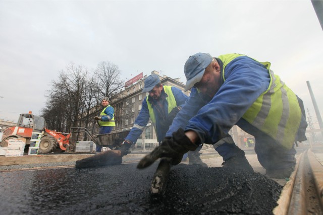 Ciąg dalszy remontu placu Centralnego zreorganizuje komunikację w Nowej Hucie