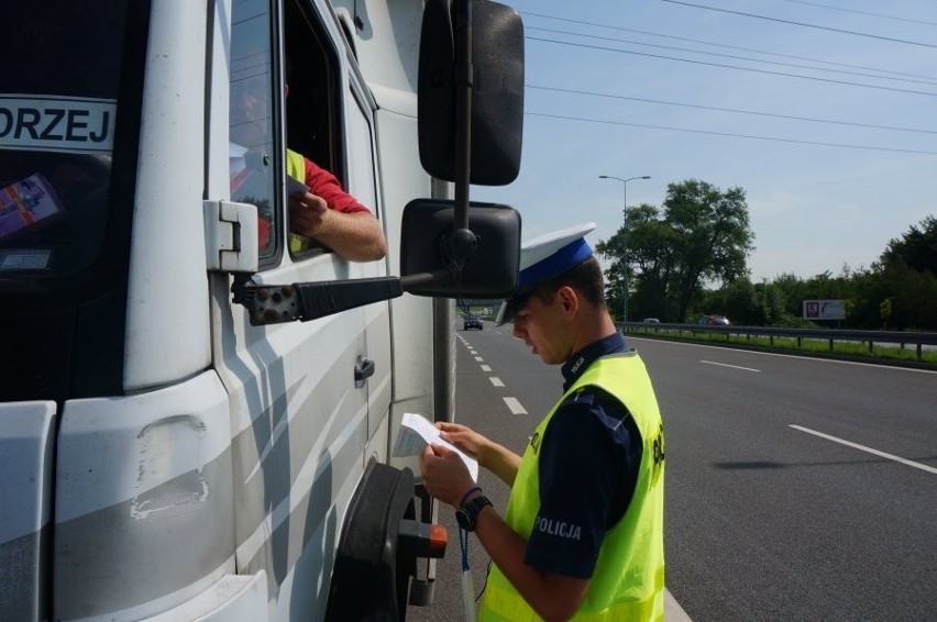 Śląska policja: Podsumowanie akcji "Bus & Truck" [ZDJĘCIA]