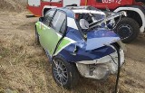 Wypadek na rajdzie samochodowym w Bełsznicy. Samochód uderzył w dwa drzewa. Pilot kierowcy w szpitalu