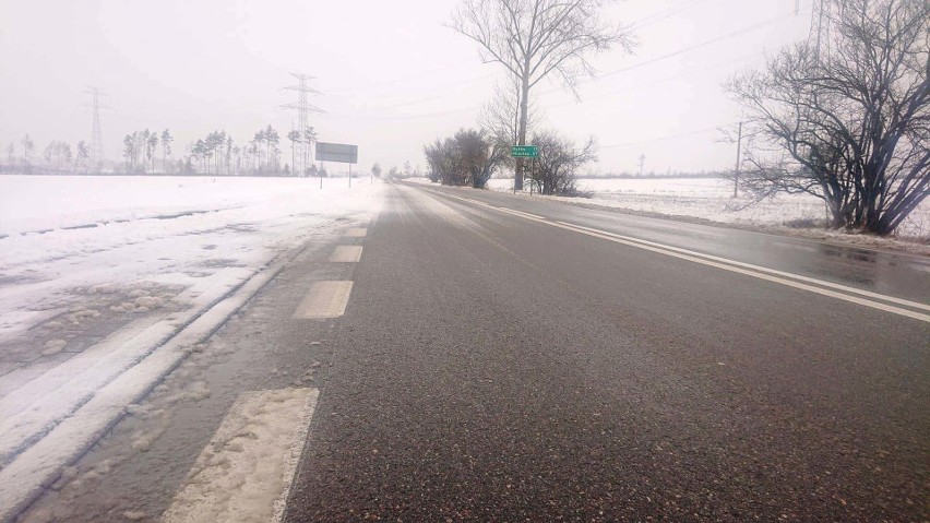 Zima zaskoczyła kierowców i drogowców. Policja apeluje o...