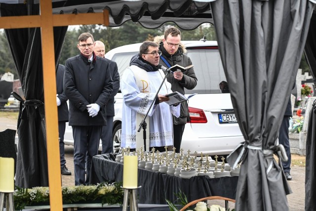 We wtorek (14 lutego) w kwaterze dziecięcej na cmentarzu komunalnym przy ul. Wiślanej w Bydgoszczy odbył się pogrzeb dzieci zmarłych przed narodzeniem.