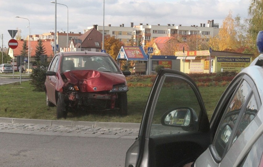 Wypadek w Kielcach.  Pijany dobił do latarni