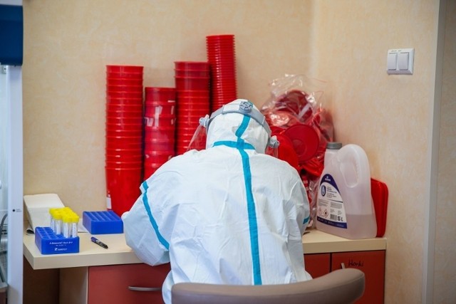 Koronawirus w województwie podlaskim: 371 nowych zakażeń. 18 osób zmarło