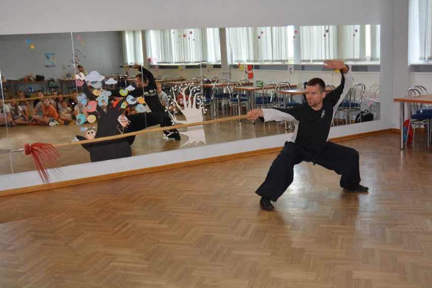 Ostrołęka. O kung-fu i Chinach na półkoloniach z Markiem Polewaczem [ZDJĘCIA+WIDEO]