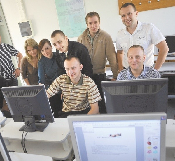 W Wyższej Szkole Zarządzania i Administracji po dyplomie można studiować m.in. zarządzanie w służbie zdrowia.