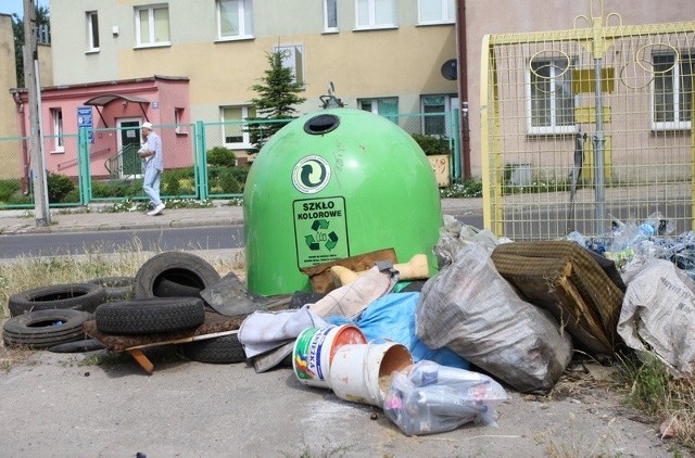 Po naszej interwencji dzikie wysypisko zniknie z ulicy Słowiańskiej. 