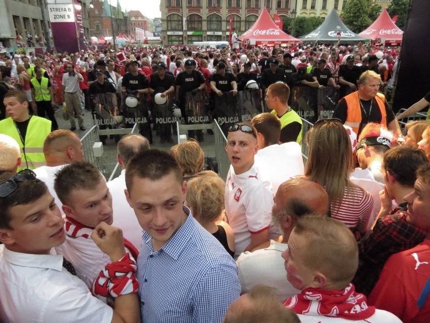 W sobotę Wrocław był biało-czerwony (FILMY, ZDJĘCIA)