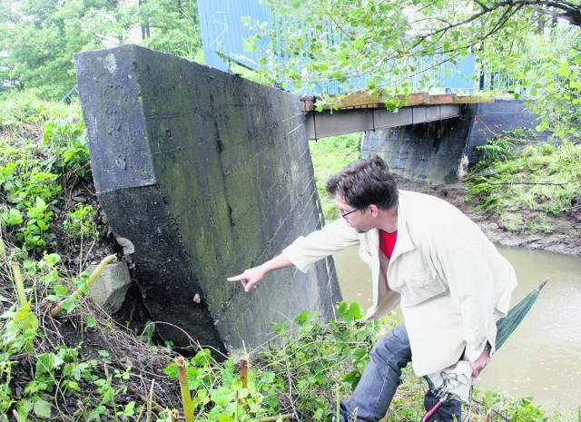 Wcześniejszy most na Kleczance w Rokowie. Zdjęcie z 2011 roku