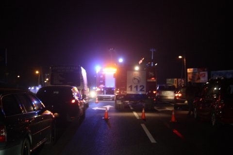 Wypadek w Gaju: Potrącenie pieszego, droga w kierunku Krakowa była zablokowana 