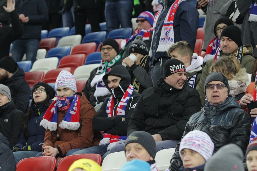 Górnik Zabrze - Wisła Kraków: mimo zimna, na trybunach był...