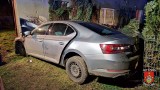 Dolny Śląsk: nieletni ministrant zabrał księdzu samochód, stracił panowanie nad kierownicą i wjechał w czyjś dom, przebijając ścianę [FOTO]
