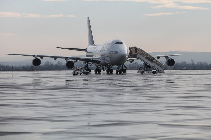 12.12.2014 jasionka boeing 747 nigeryjskich lini lotniczych...