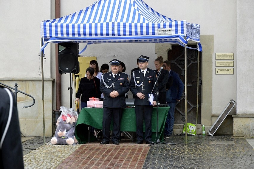 Gorlice. Druhowie z OSP podziękowali za sprzęt wartości wielu milonów złotych [ZDJĘCIA]