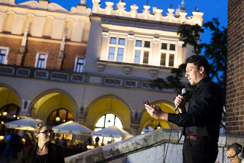 "Bierność to przyzwolenie". Kolejny protest KOD w Krakowie [ZDJĘCIA, WIDEO]