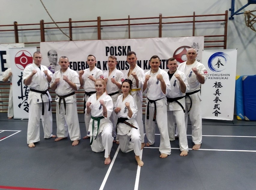 Dziewięć osób z Golubsko-Dobrzyńskiego Klubu Karate...