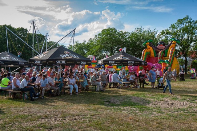 W sobotę, 22 czerwca, w Fordonie odbył się Festyn Rodzinny. Na mieszkańców czekało wiele atrakcji. Festyn zorganizowało stowarzyszenie "Razem dla Fordonu". Zobacz zdjęcia z wydarzenia! >>