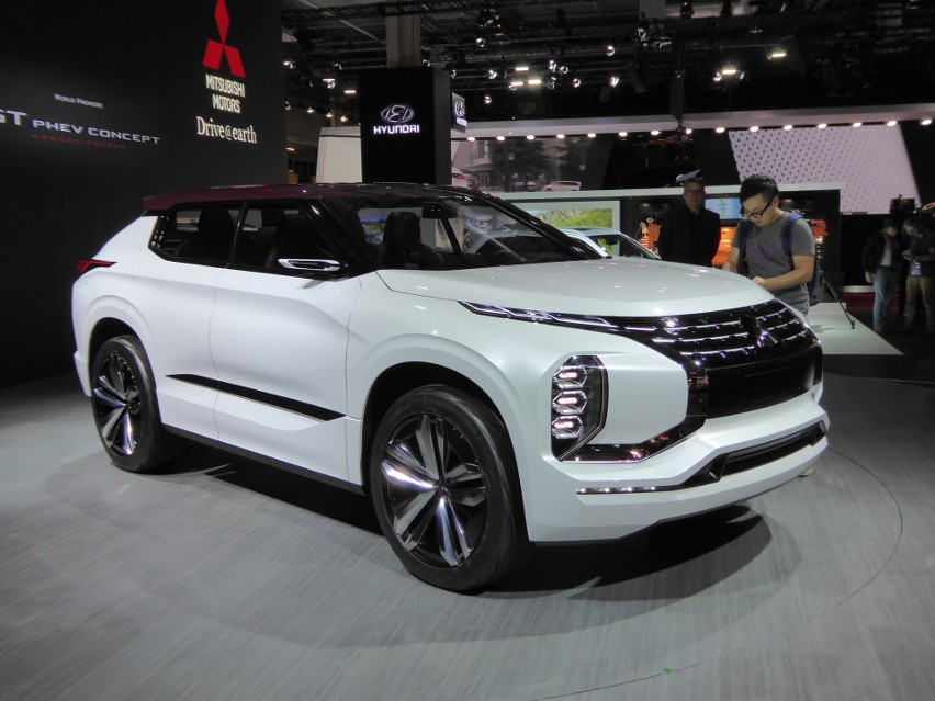 Mitsubishi GT-PHEV Concept...