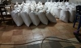 Funkcjonariusze KAS we współpracy z CBŚP zlikwidowali produkcję tytoniu. 4 tony w powiecie bełchatowskim