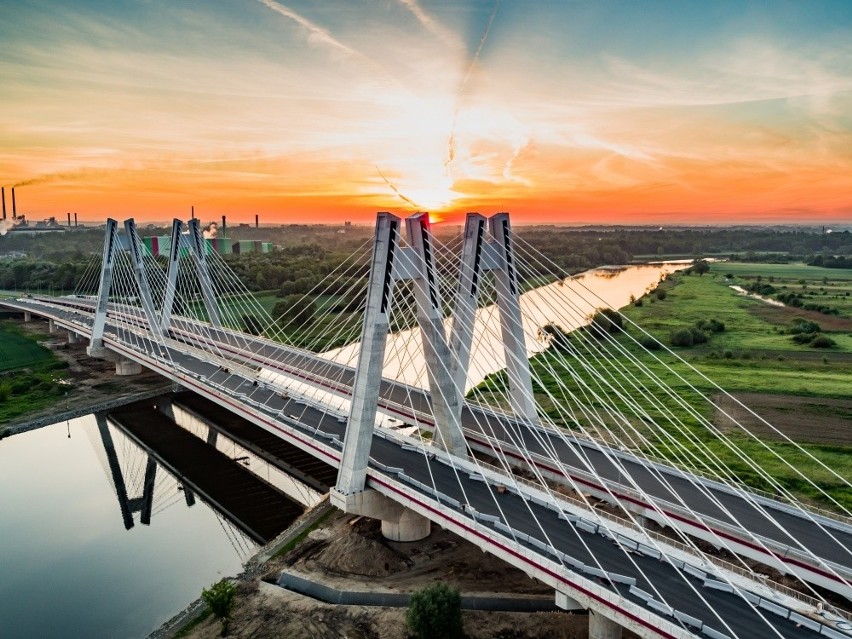 Tak długiego i okazałego mostu jak w Krakowie nie ma w całej...