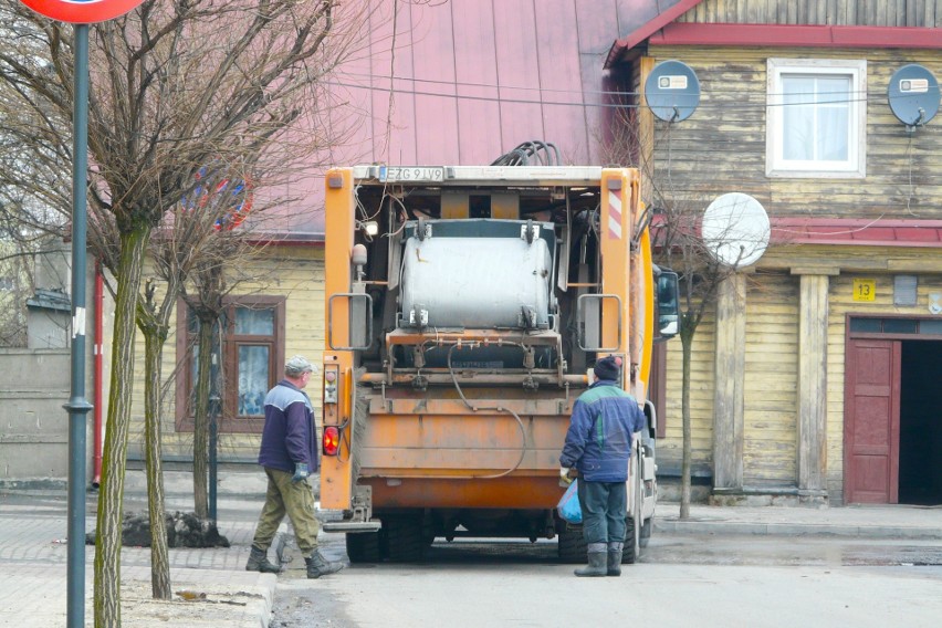 Opłaty za śmieci idą ostro w górę! Podwyżki już od 1 marca!