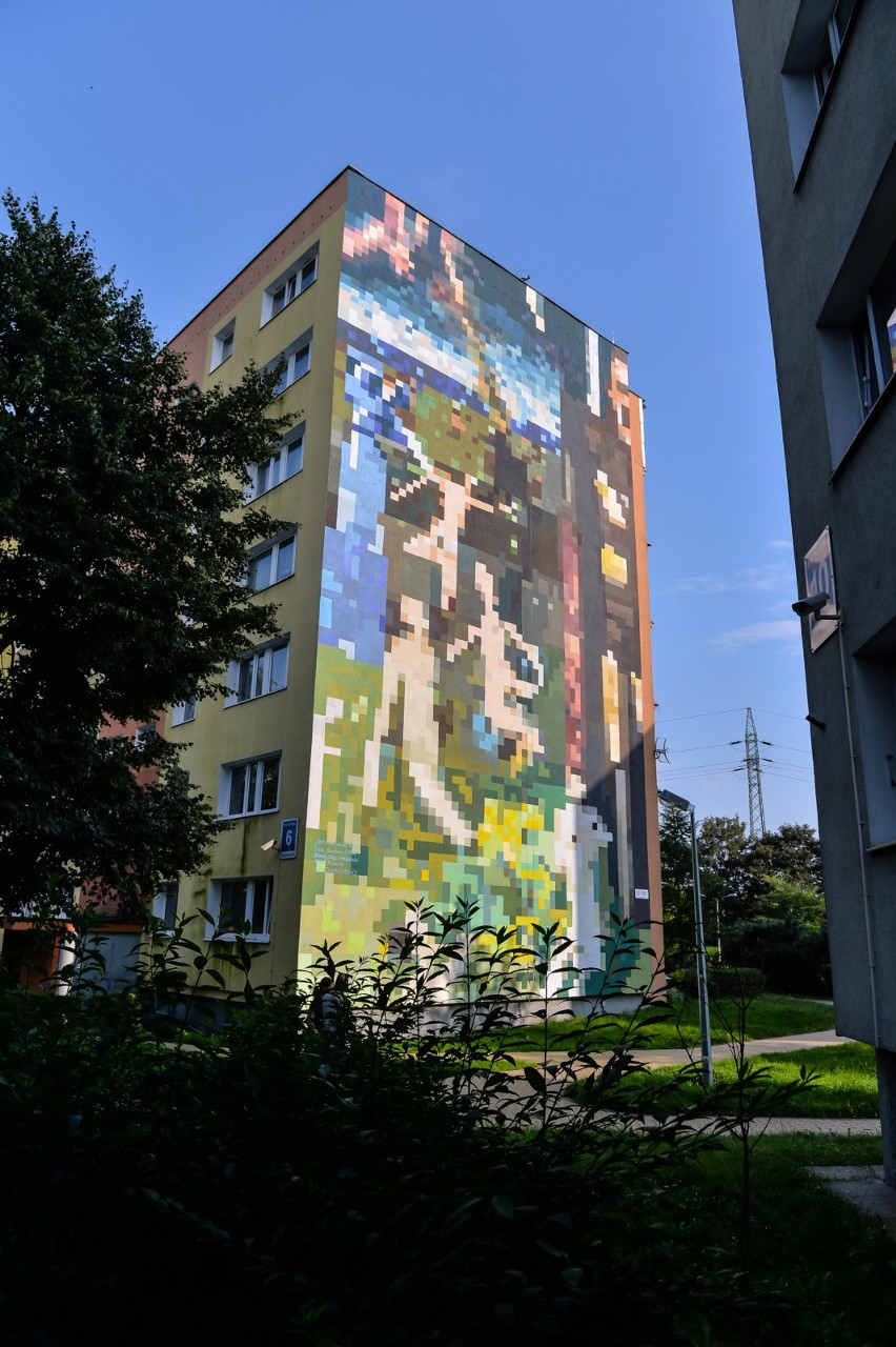 Mural "Sąd ostateczny - żywy w pikselach"