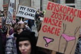 Czarny Piątek w Katowicach: Protest kobiet przeciw zaostrzaniu prawa do aborcji 23.3.2018 na Rynku w Katowicach STRAJK KOBIET