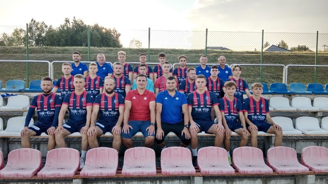 Piłkarze Wichra Miedziana Góra czekają na inaugurację sezonu w klasie okręgowej.
