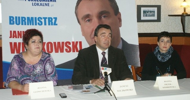 Janusz Wiczkowski, kandydat na burmistrza oraz Joanna Główczewska (z lewej) i Joanna Ziętek-Kiedrowska, kandydatki na radnych. 
