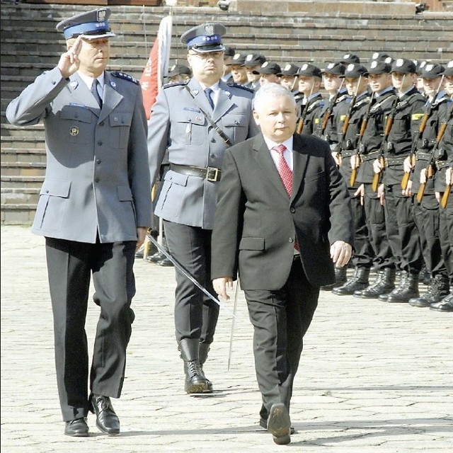Premier Jarosław Kaczyński w słupskiej Szkole Policji.