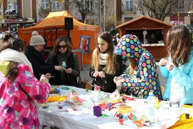 Tuż przed świętami, 23 i 24 marca w Ostrowcu Świętokrzyskim odbędzie się Wielkanocy Ryneczek. W programie przygotowano mnóstwo atrakcji, między innymi kiermasz, prezentacje lokalnych artystów, konkursy i koncerty.