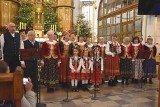 Koncert kolęd i pastorałek zespołów z gminy i miasta Oświęcim w sanktuarium Matki Bożej Wspomożycielki Wiernych. Zobaczcie zdjęcia