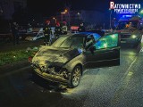 Ełk: Wypadek na rondzie przy ulicy Kilińskiego. BMW zderzyło się z volkswagenem. Cztery osoby ranne [ZDJĘCIA]