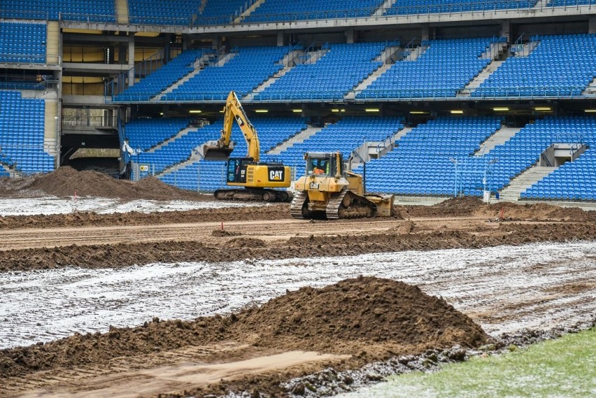 Rozpoczęła się wymiana murawy na Stadionie Miejskim w...