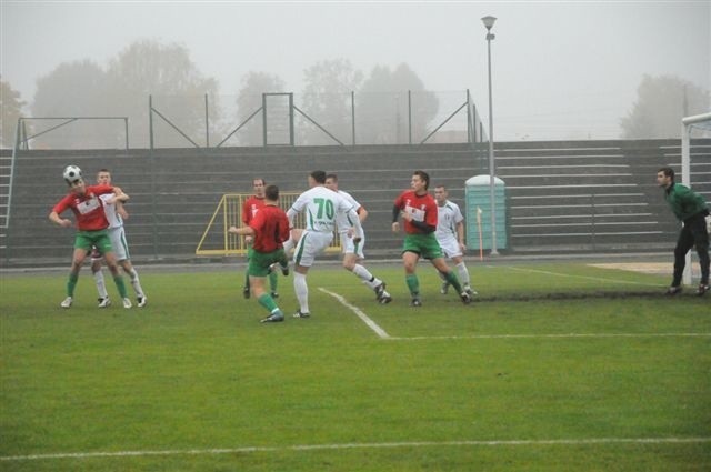 Bug Wyszków pokonał w pięknym stylu Tęczę Płońsk 3:0