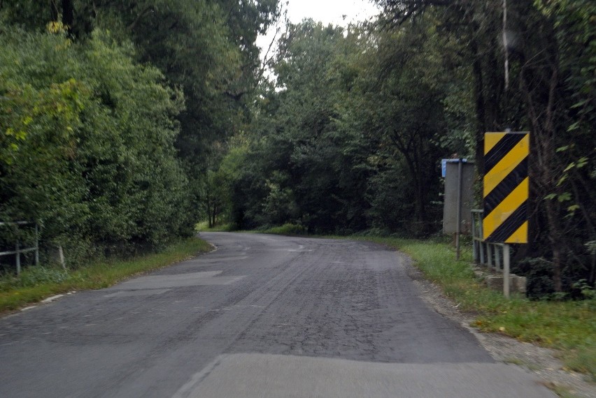 Ulica Opatowicka pilnie potrzebuje remontu