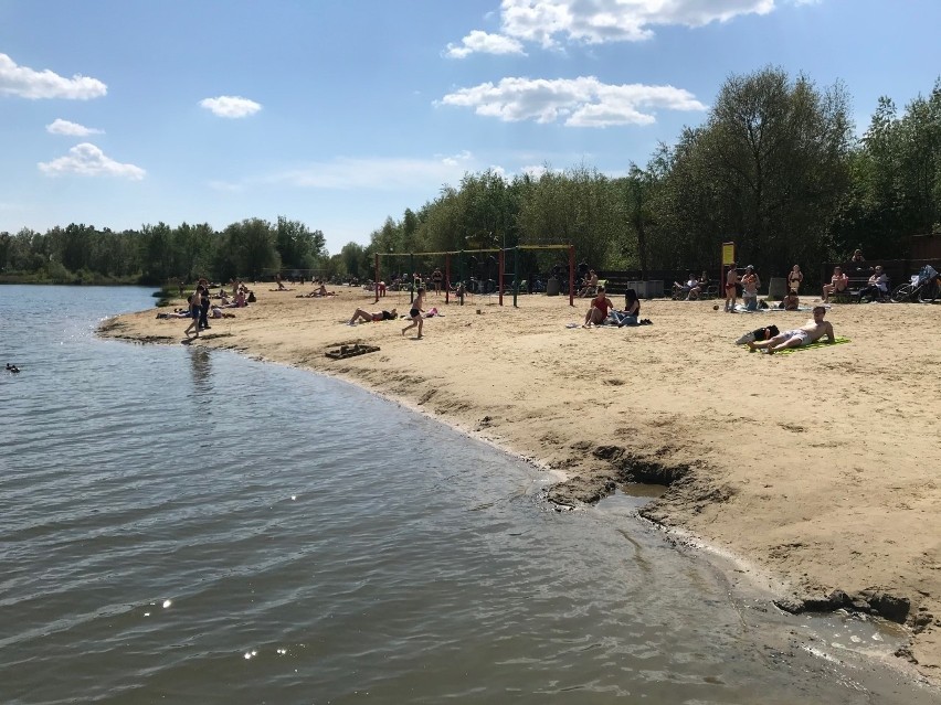 Mieszkańcy Rzeszowa mają dość siedzenia w domach. Słoneczną,...