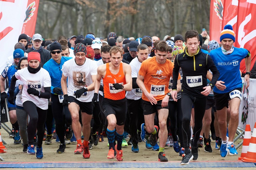 Bieg Tropem Wilczym 2019. Oddali hołd żołnierzom wyklętym (ZDJĘCIA)