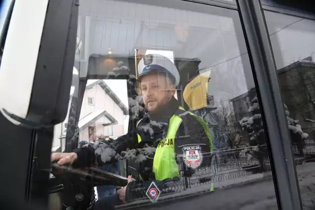 W piątek około godziny 10.00 przy Szkole Podstawowej nr 32 w Białymstoku odbyła się inauguracja działań Ferie zimowe 2018.