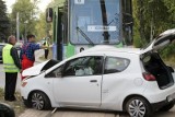 Wrocław: Zderzenie samochodu z tramwajem. Zablokowana pętla Kowale