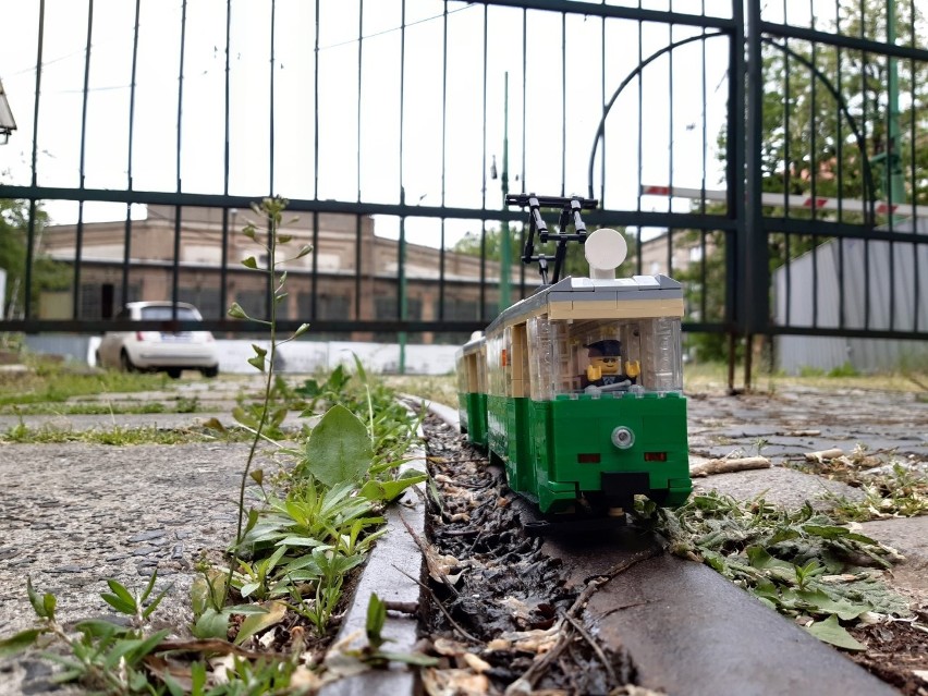 Modele zabytkowych poznańskich tramwajów wykonane z klocków LEGO!