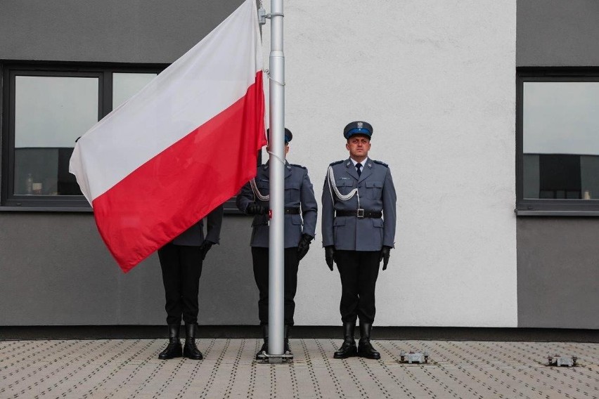 Kraków. 100 nowych policjantów przyjęło ślubowania